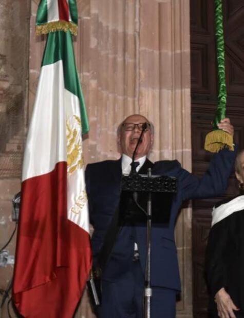 José Narro Robles dio el Grito en Dolores, Hidalgo