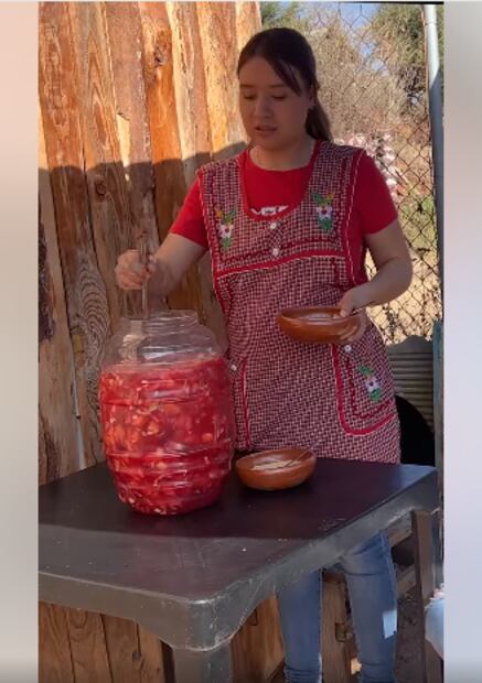 Prepara el agua de cuaresma fresca de las hijas de Doña Ángela