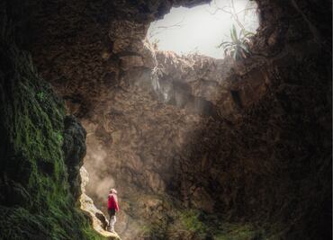 Descubre la cueva del Mictlán, en compañía de expertos fotógrafos