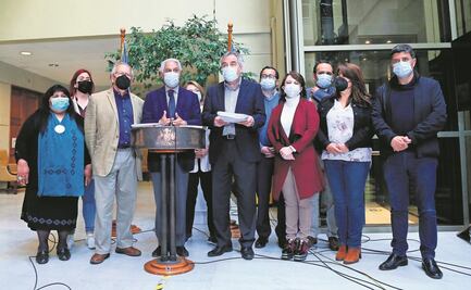 Oposición en Chile presenta juicio político contra Piñera