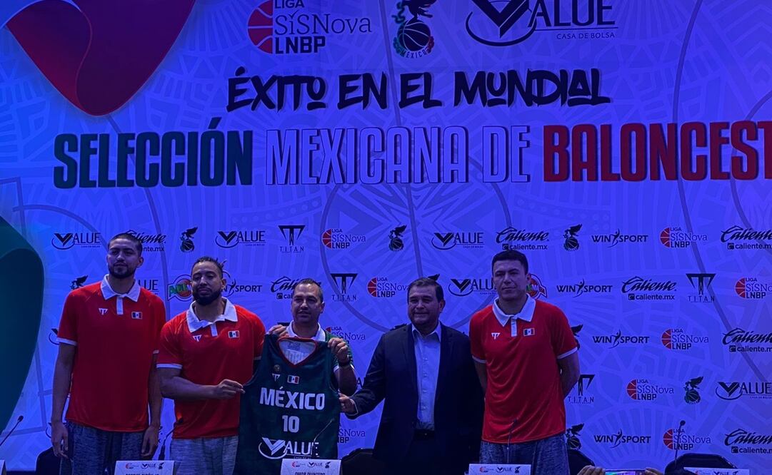 Omar Quintero presentó la lista de convocados para el Mundial de Baloncesto / Foto: Nicolás Schiller Solti - EL UNIVERSAL