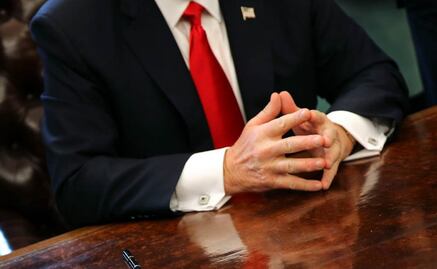 Medida de Trump para restringir viajes es ilegal, advierte jefe de derechos humanos de ONU