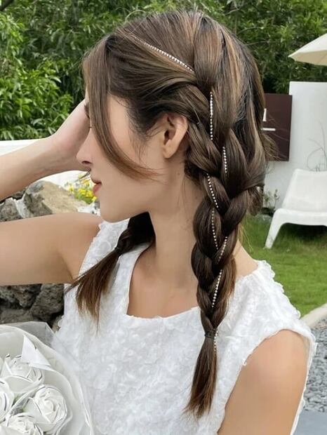 Accesorios de pelo en tendencia para elevar tus looks en verano
