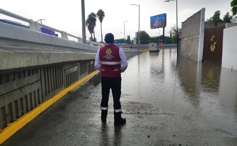Personal de Protección Civil realizó recorridos en varios puntos de Puebla (27/06/2025). Foto: Tomada de X (@PCGobPue)
