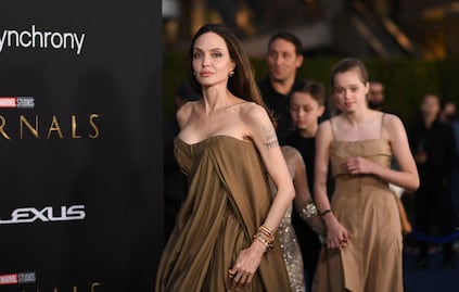  Los vestidos reciclados que los hijos de Angelina Jolie usaron en la alfombra roja de Eternals 