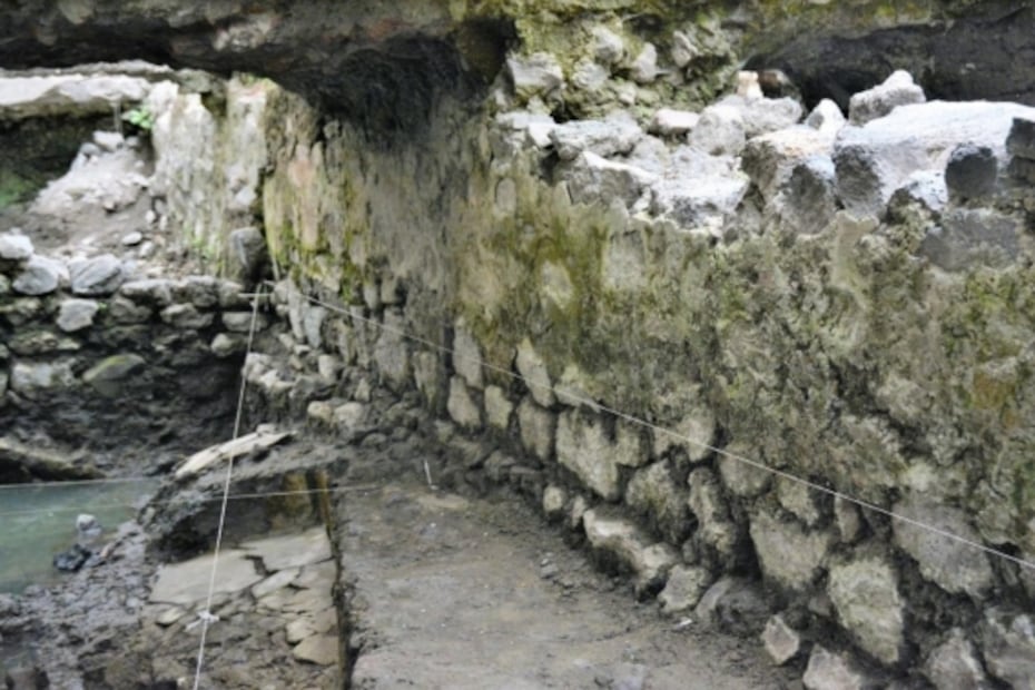 Descubren temazcal prehispánico en las inmediaciones de La Merced