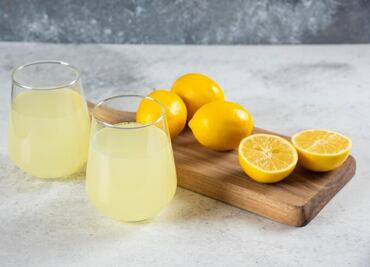 2 graves problemas que puede causar el agua con limón en ayunas: esta es la razón