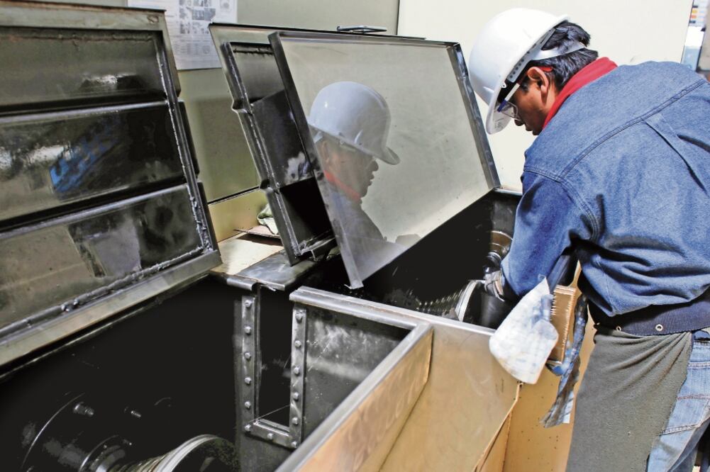 De acuerdo con el CEESP, existe un ambiente de cautela que comienza a incidir en el flujo de inversión productiva hacia la economía nacional (ARCHIVO EL UNIVERSAL)