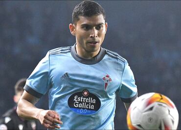 Orbelín Pineda por fin debuta con el Celta de Vigo en España