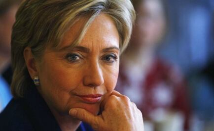 Clinton insta a combatir la presencia del EI en Internet