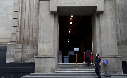 Arturo Zaldívar se reúne con magistrados del Tribunal Electoral tras destitución de Vargas 