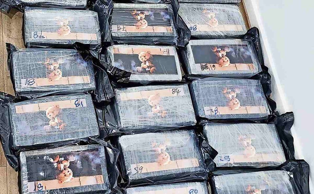 Paquetes de droga, adornados con la imagen del oso Ted, durante una redada realizada por agentes de la policía del estado australiano de Nueva Gales del Sur en Sídney. Foto: AFP