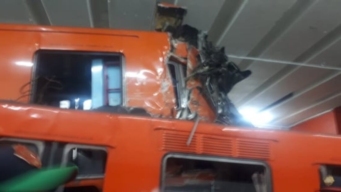 Chocan trenes de metro Tacubaya; hay un muerto y 41 heridos