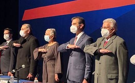 Sánchez Cordero coincide en foro con Adán Augusto y Lorenzo Córdova; llama al diálogo