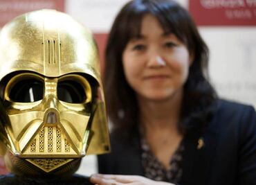 Darth Vader tiene réplica de oro en Japón