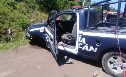 Choca patrulla en Michoacán; mueren un policía y un civil 