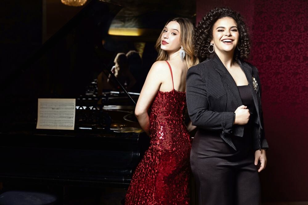 Mía Rubín y Lucero Mijares han unido sus talentos en Juego de voces Foto: Prensa Danna