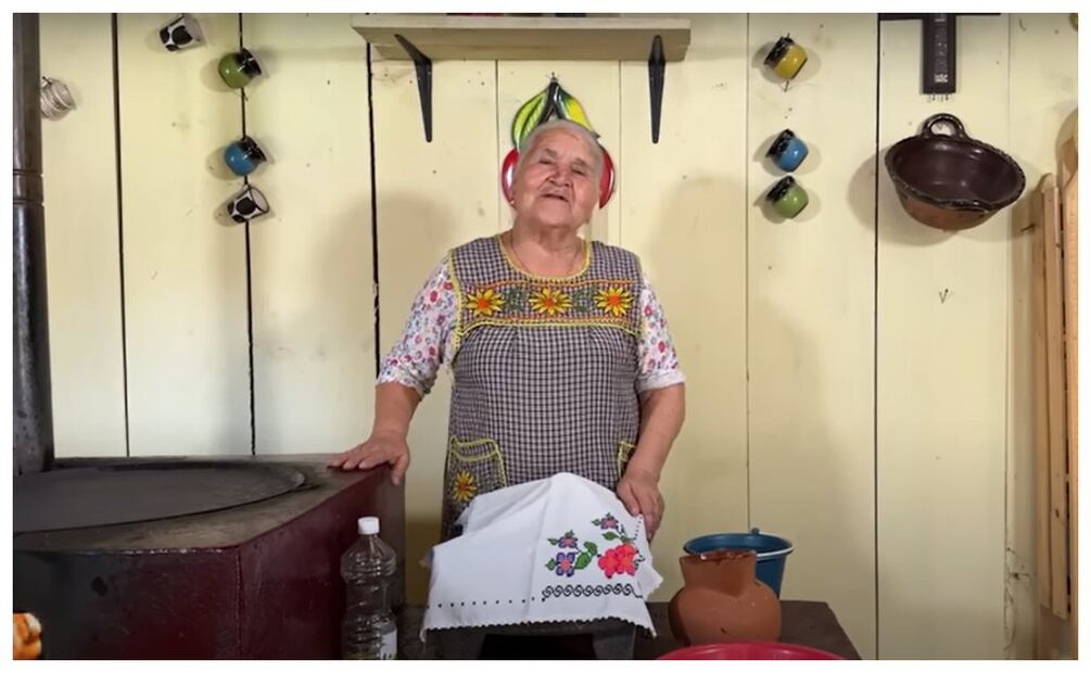 Cocina de Doña Angela. Foto: Canal de Youtube De mi rancho a tu cocina