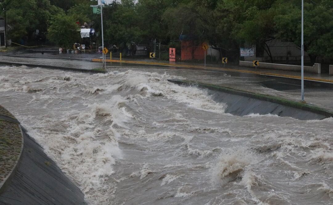 Área metropolitana de Monterrey, afectada por las lluvias. FOTO: EMILIO VÁSQUEZ