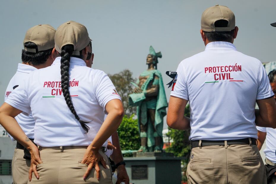 Protección Civil supervisando el simulacro 2024 en Nezahualcóyotl