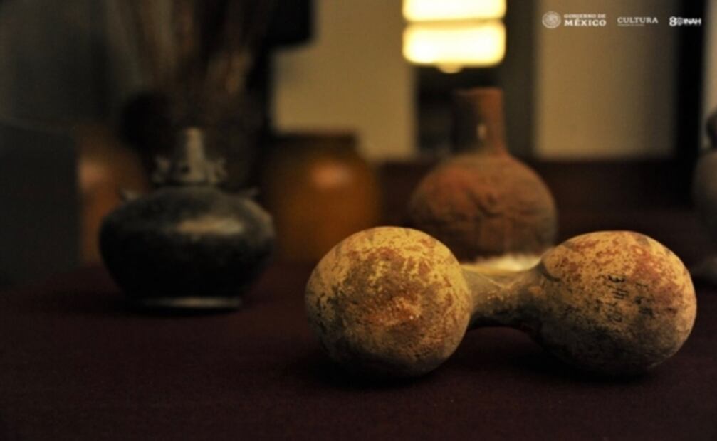 Mexico returns archeological artifacts to Peru