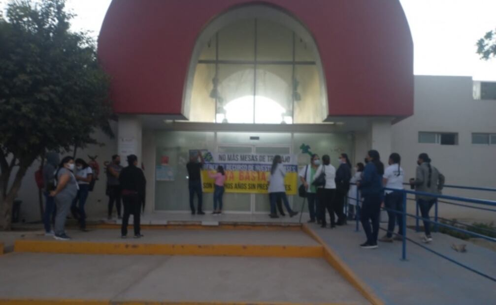 Trabajadores del sector salud realizan paro de labores en 6 municipios de Sinaloa