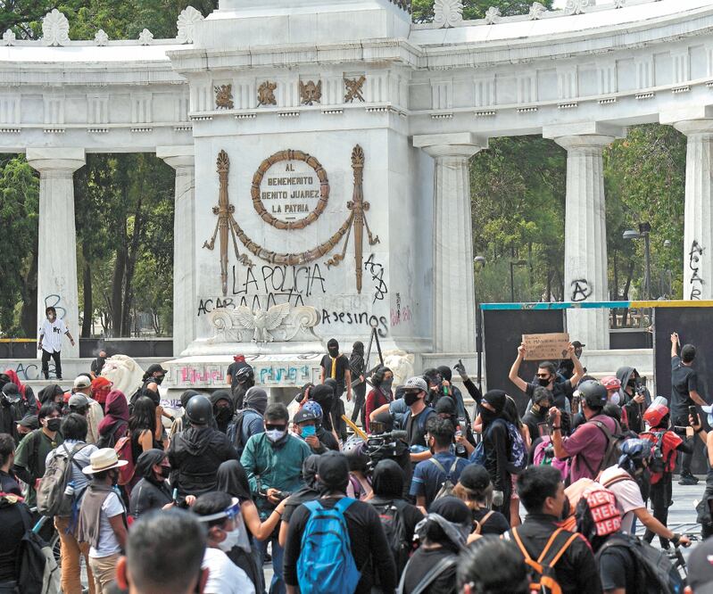 El acuerdo para resguardar la seguridad surge tras el abuso policial que sufrió una menor de edad durante una marcha en junio, lo que provocó diversas protestas contra las autoridades. Archivo EL UNIVERSAL