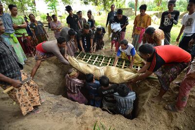 Cifra de muertos por sismo en Indonesia sube a 321; hay más de 270 mil damnificados