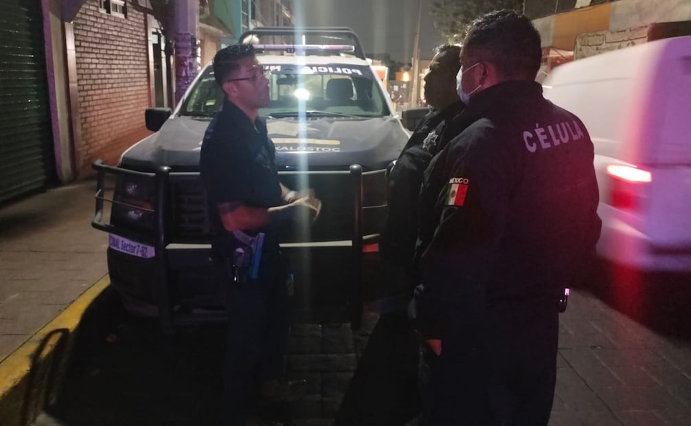 Policías de Ecatepec apoyaron en la localización de dos hermanos adolescentes.
Foto: Especial.