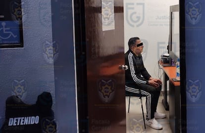 “El Depredador de Grindr”: Revelan FOTOS y VIDEO del violador serial en detención