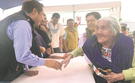 Reconocen en Michoacán a abuelita que inspiró "Coco"