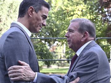Pedro Sánchez recibe al opositor Edmundo González en medio de tensiones entre España y Venezuela