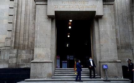 El magistrado del TEPJF, Reyes Rodríguez Mondragón, acudió a la SCJN