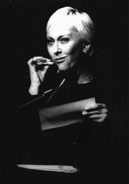 En 2001, Susana formó parte de este monólogo feminista, escrito por Eve Ensler.