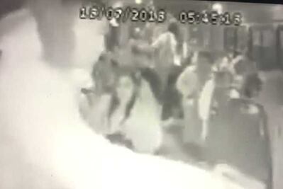 Video. "A ver mi gente, esto se trata de celular y cartera", así asaltan camión en Calzada de Tlalpan