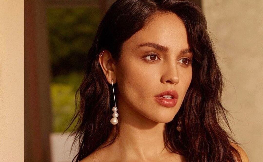 Eiza González impone tendencia y enamora a todos con su look Prada. Foto: Instagram @eizagonzalez