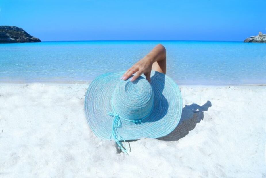Tips que te ayudarán a cuidar tu pelo si vas a la playa en Semana Santa