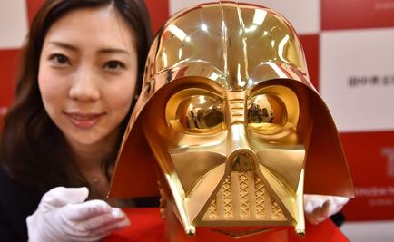 Venderán una réplica en oro del casco de Darth Vader