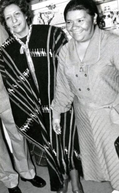 Sara Ornelas duró bastantes años al frente de la unión de billeteros de la Lotería Nacional. En 1975, la lideresa participó en las conmemoraciones por el Año Internacional de la Mujer y celebró la apertura de asesorías legales para trabajadores de la lotería, sobre todo en casos de violencia y falta de apoyo conyugal. Foto: Archivo EL UNIVERSAL.