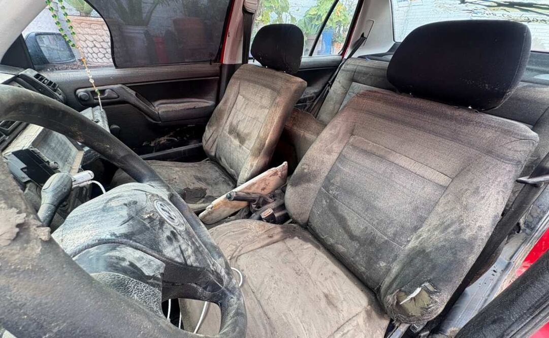 Así vivieron la inundación por ruptura de tubería en Atizapán de Zaragoza, Edomex (30/11/2025). Foto: Arturo Contreras / EL UNIVERSAL