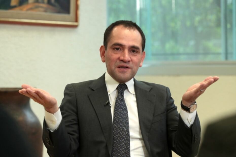 Tienen 7 funcionarios de AMLO cuentas en exterior