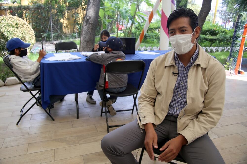 "Dejo de trabajar para que mis hijos estudien". Fotos: Diego Prado. El Universal