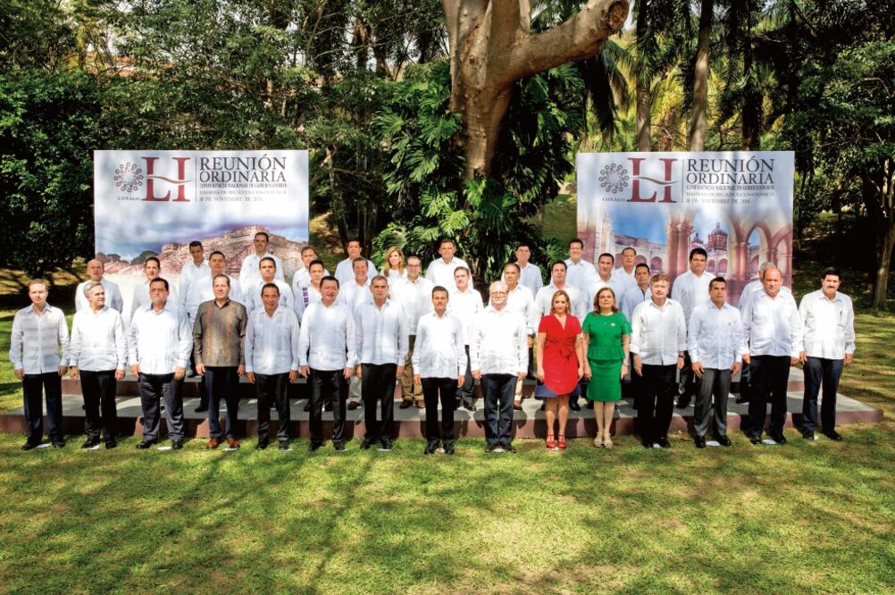 En noviembre pasado, los integrantes de la Conago, excepto Jaime Rodríguez, firmaron acuerdo contra la violencia (ARCHVIO EL UNIVERSAL)