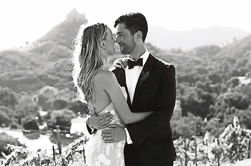 El intérprete de Josh Nichols se casó con su novia Paige O’Brien . (INSTAGRAM)