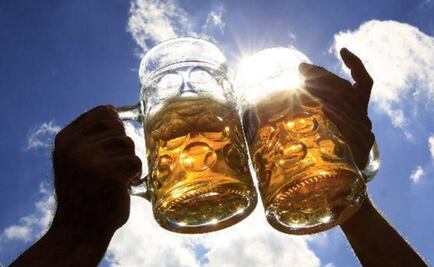 ¿Por qué al beber alcohol te da hambre?