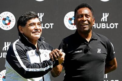 Maradona y Pelé critican a Messi