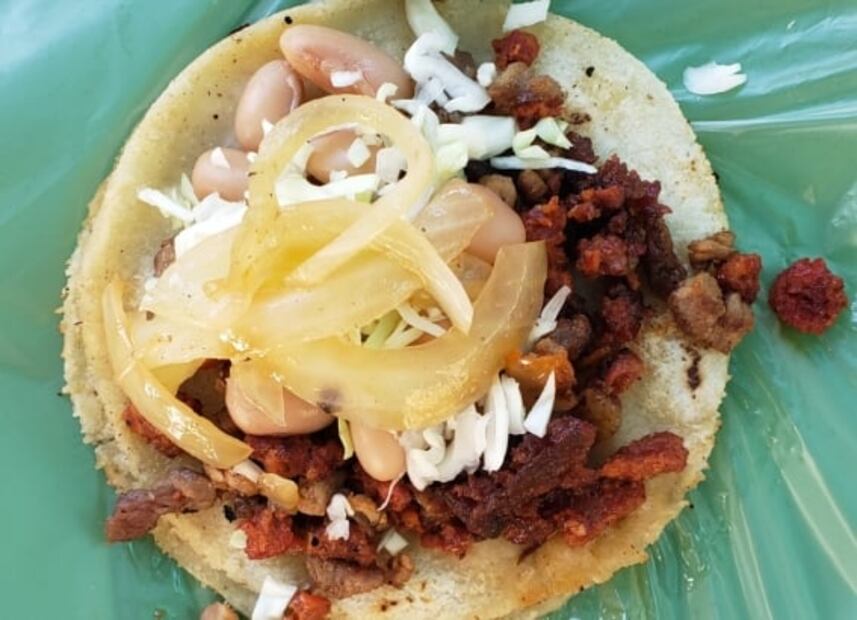 Seis momentos grandiosos donde los extranjeros comen algo mexicano