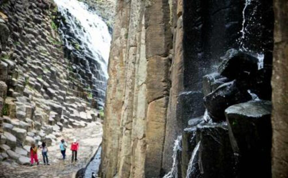 3 pueblitos para el puente del 20