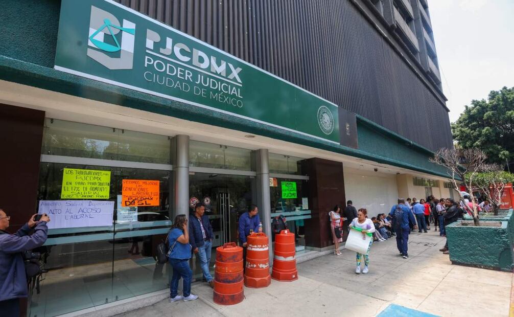Se manifiestan afuera del Poder Judicial (05/06/2025). Foto: Axel Sánchez / EL UNIVERSAL