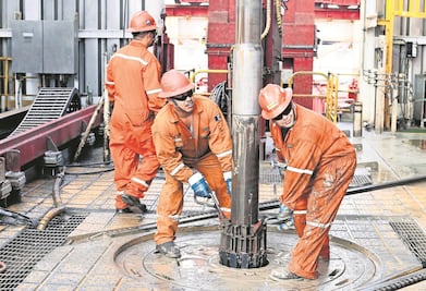 Se derrumba expectativa en producción petrolera